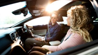 車の買い替え時期を考える|損をしないおすすめタイミングも解説