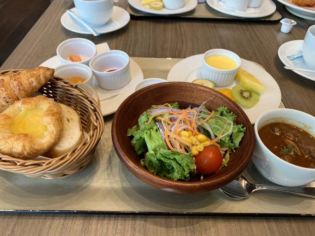 JR九州ホテルブラッサム那覇の朝食1